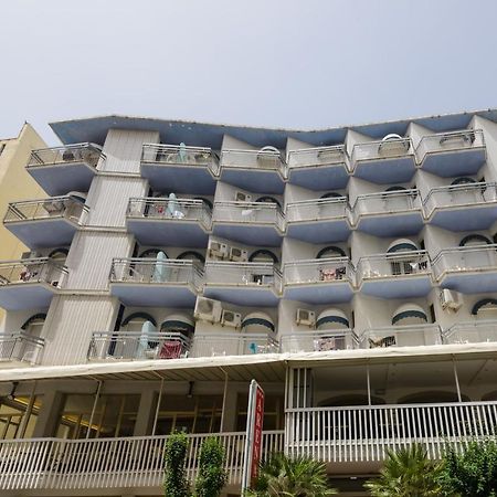 Hotel Arena Cattolica Kültér fotó
