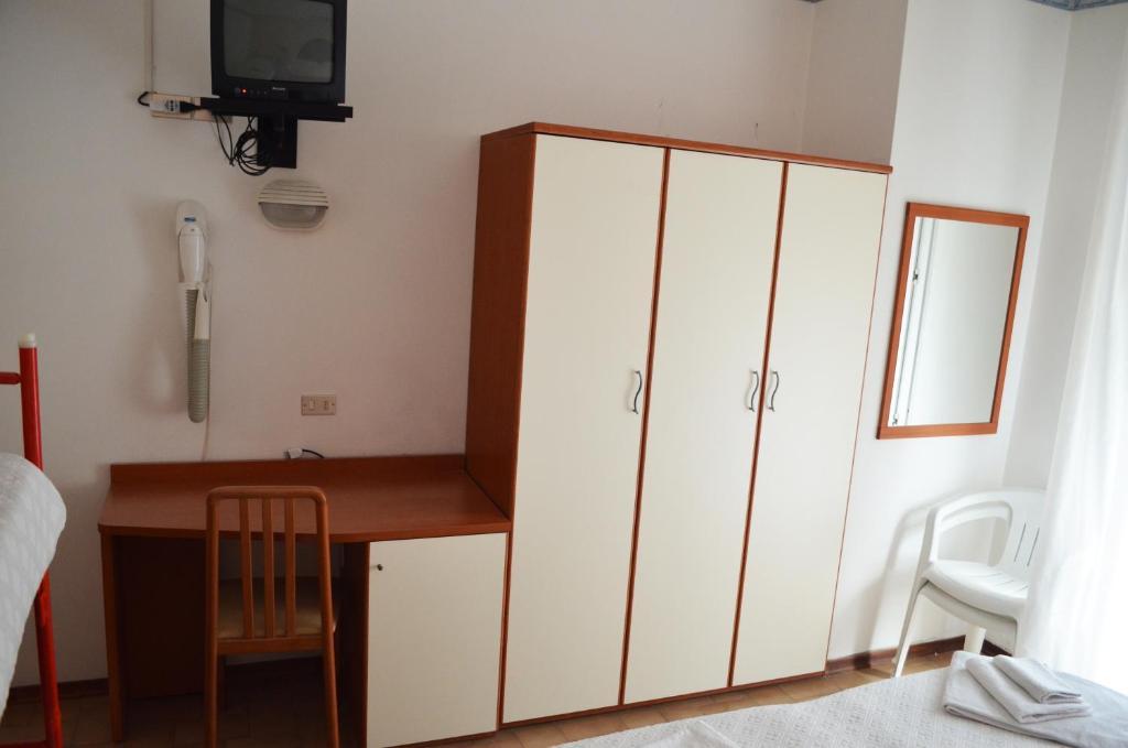 Hotel Arena Cattolica Szoba fotó
